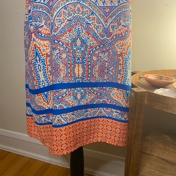 Everly Printed Short Sleeve Shift Dress Size Medium - Picture 3 of 8